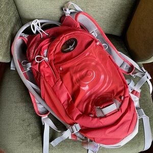 Osprey Verve 13 Hydration Pack with Brand New Bladder - Red